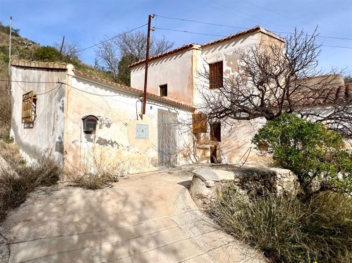 Image No.33-3 Bed Townhouse for sale