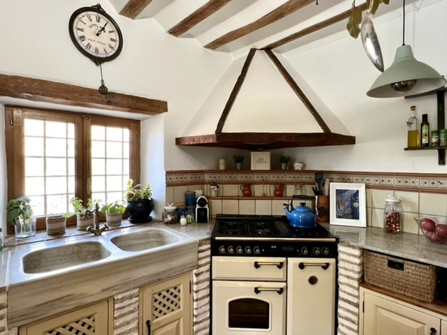 Image No.21-7 Bed Cortijo for sale