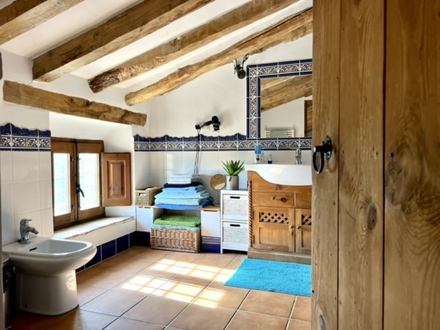 Image No.61-7 Bed Cortijo for sale