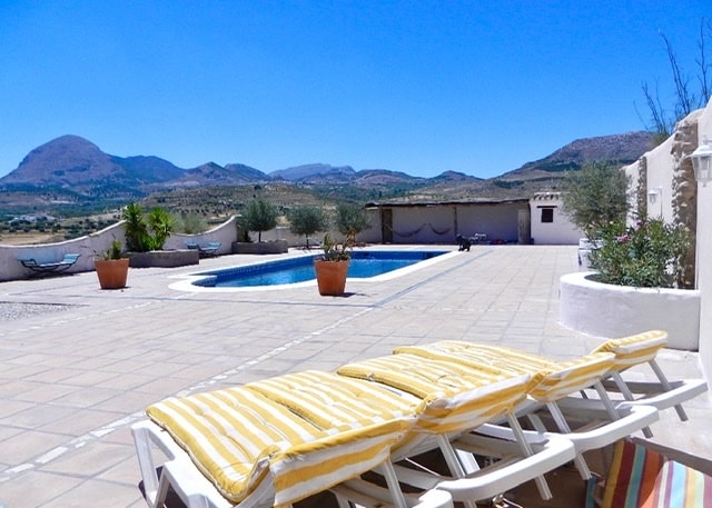 Image No.86-7 Bed Cortijo for sale