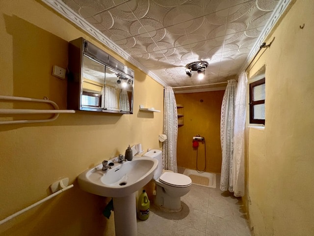 Image No.12-4 Bed Village House for sale