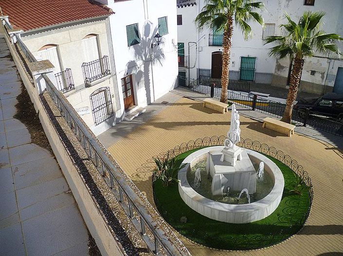 Image No.11-7 Bed Village House for sale