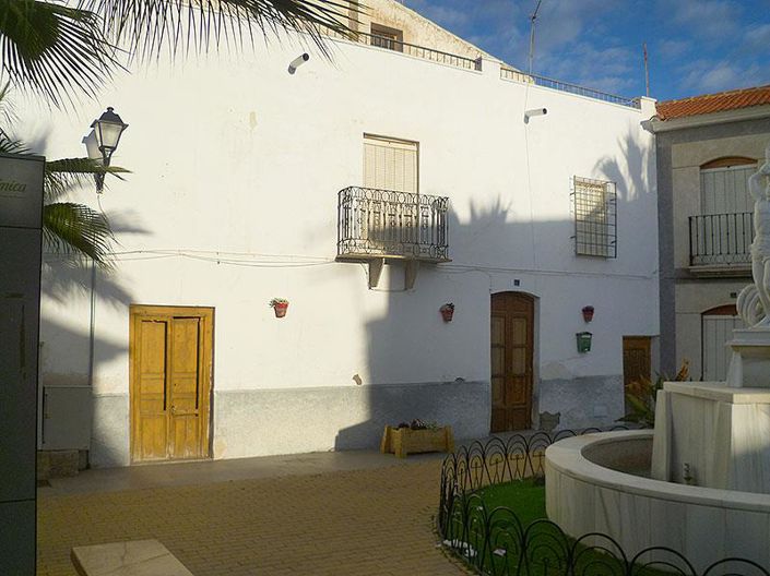 Image No.5-7 Bed Village House for sale