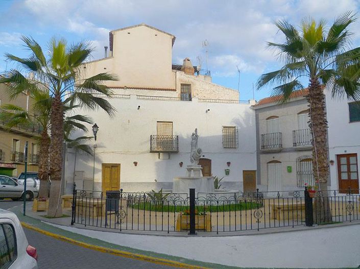 Image No.8-7 Bed Village House for sale