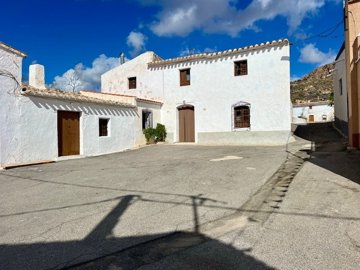 Casa y Campo - the property finders most sold property