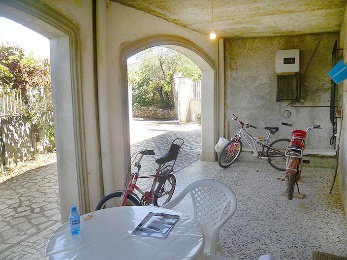 Image No.18-5 Bed Country House for sale