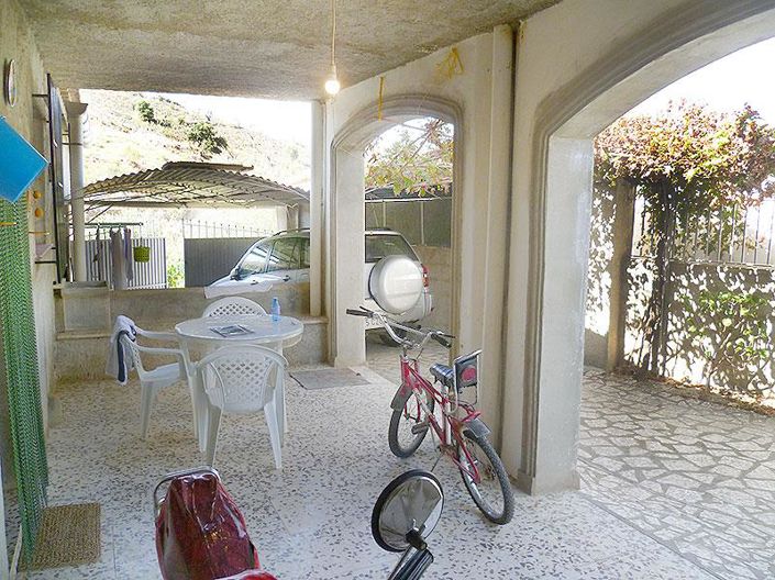 Image No.19-5 Bed Country House for sale