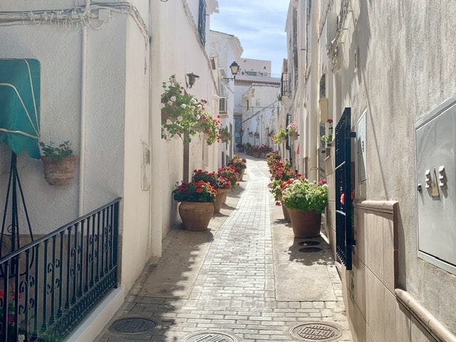 Image No.7-4 Bed Townhouse for sale