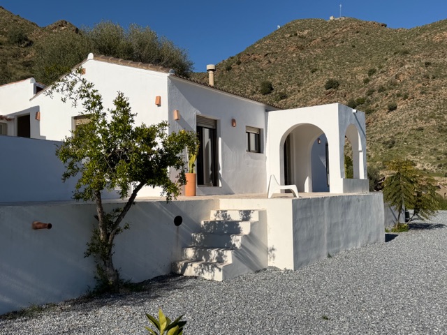 Image No.16-2 Bed Villa for sale