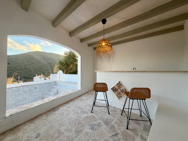 Image No.48-2 Bed Villa for sale