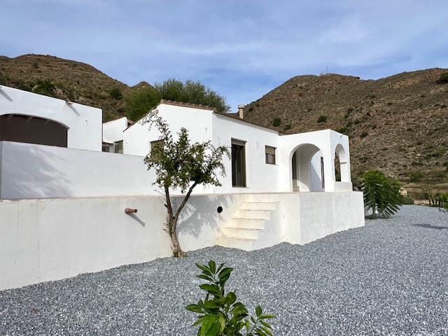 Image No.9-2 Bed Villa for sale