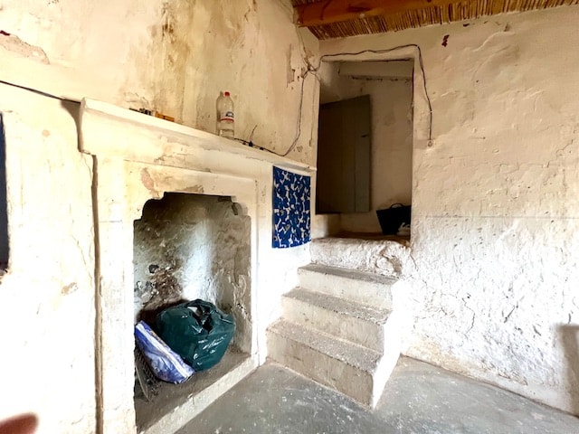 Image No.15-4 Bed Village House for sale