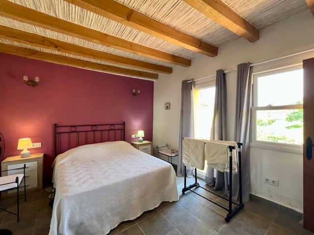 Image No.13-2 Bed Country House for sale