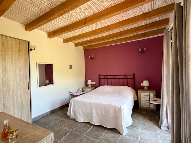 Image No.14-2 Bed Country House for sale