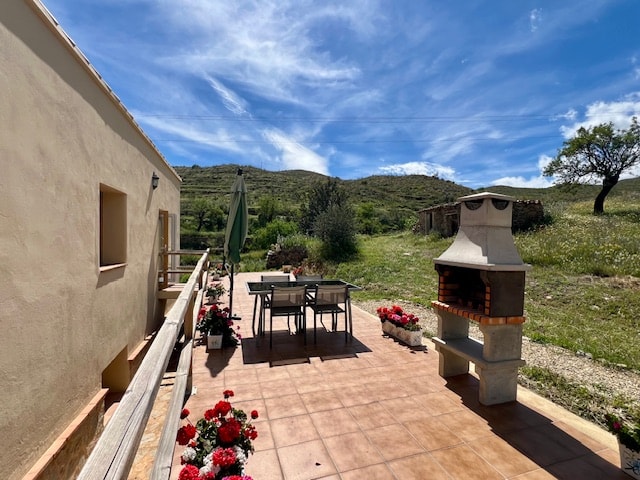 Image No.25-2 Bed Country House for sale