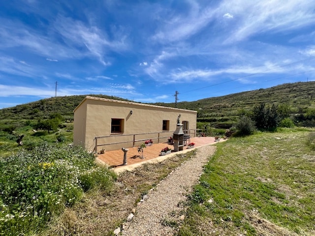 Image No.26-2 Bed Country House for sale