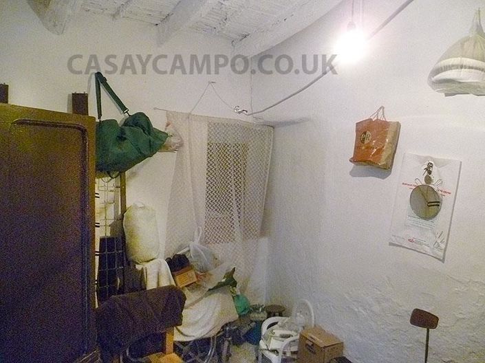 Image No.15-1 Bed Village House for sale