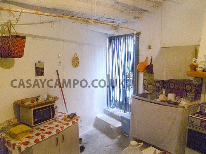 Image No.7-1 Bed Village House for sale