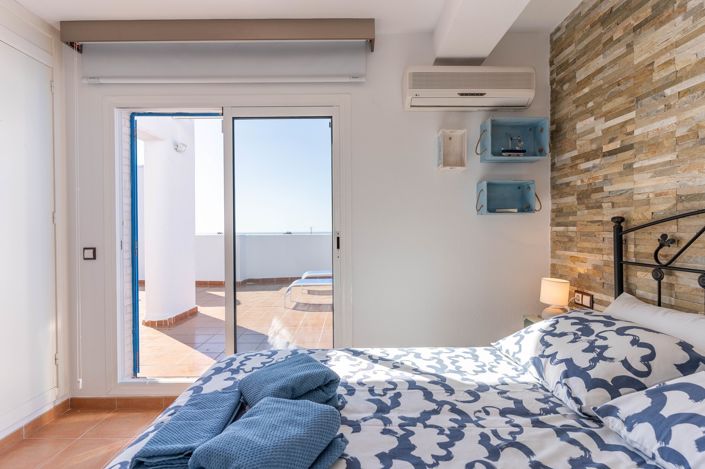 Image No.49-2 Bed Apartment for sale