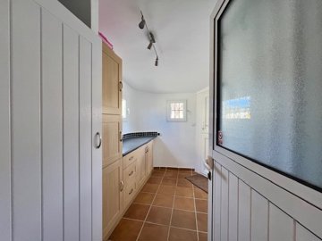 14862236281
