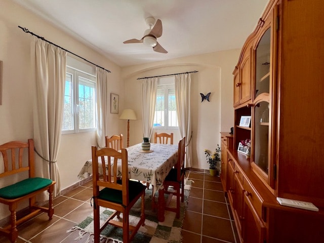 Image No.18-3 Bed Villa for sale