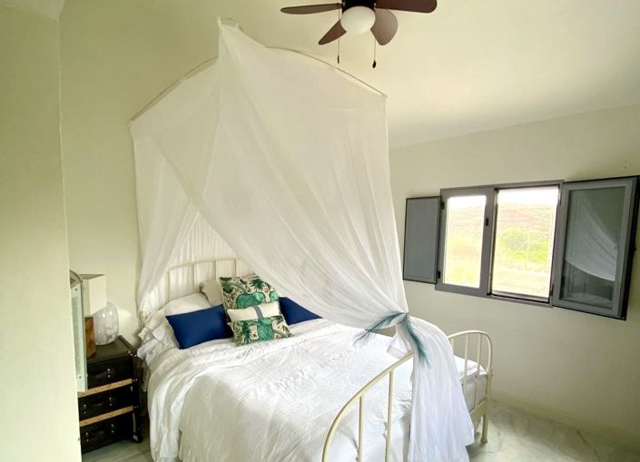 Image No.15-2 Bed Country House for sale