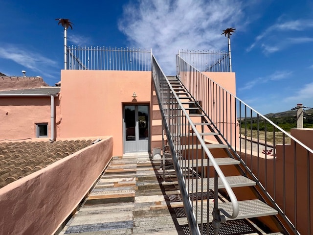 Image No.5-2 Bed Country House for sale