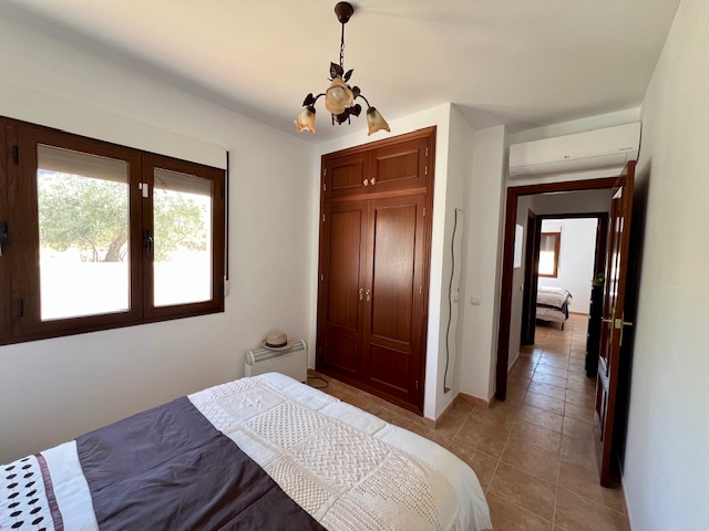 Image No.26-3 Bed Villa for sale