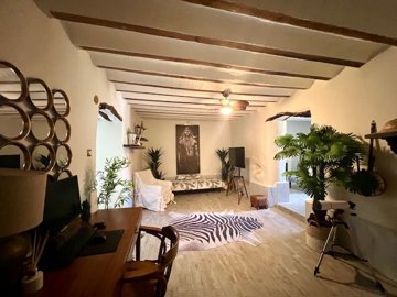 Casa y Campo - the property finders most sold property