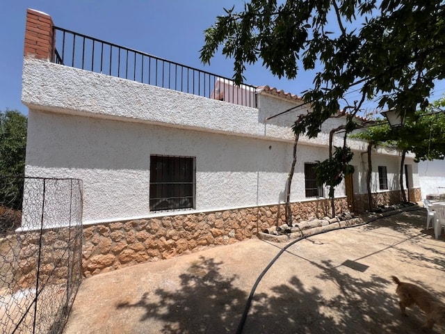 Image No.11-2 Bed Country House for sale