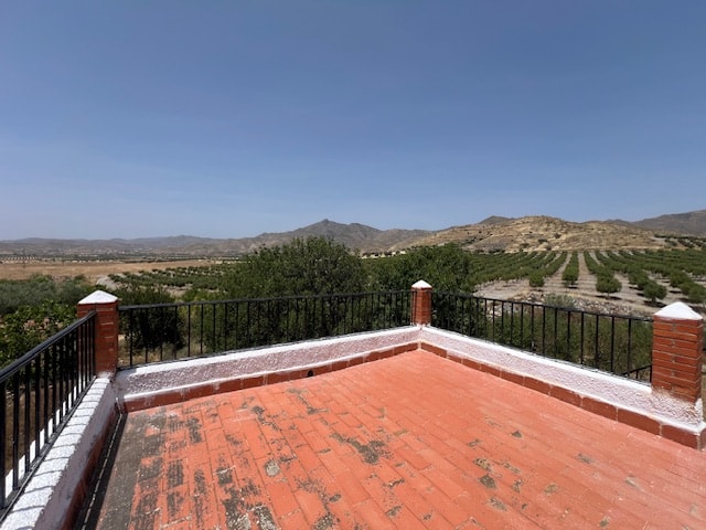 Image No.5-2 Bed Country House for sale