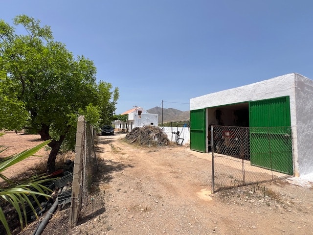 Image No.7-2 Bed Country House for sale