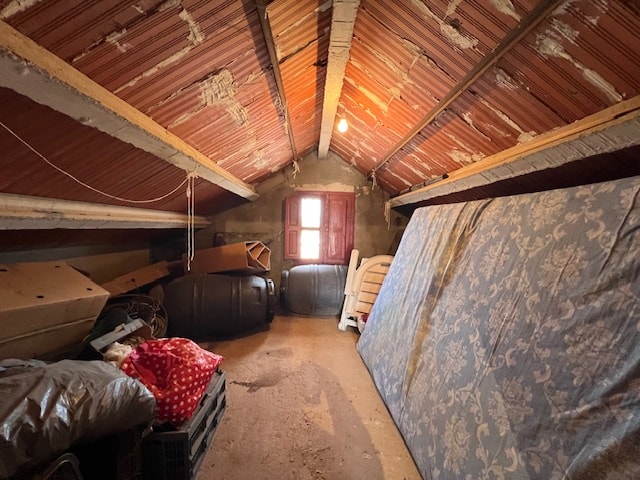 Image No.9-2 Bed Country House for sale