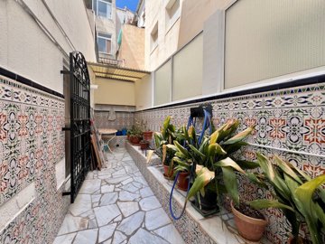 Casa y Campo - the property finders most sold property