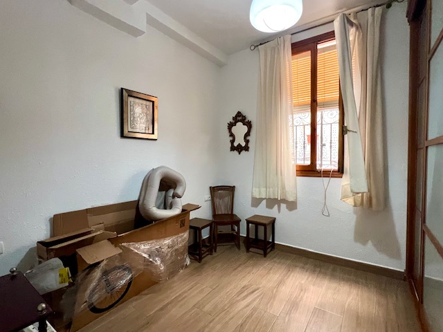 Image No.15-2 Bed Village House for sale