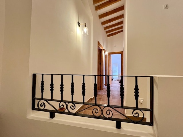 Image No.16-8 Bed Townhouse for sale