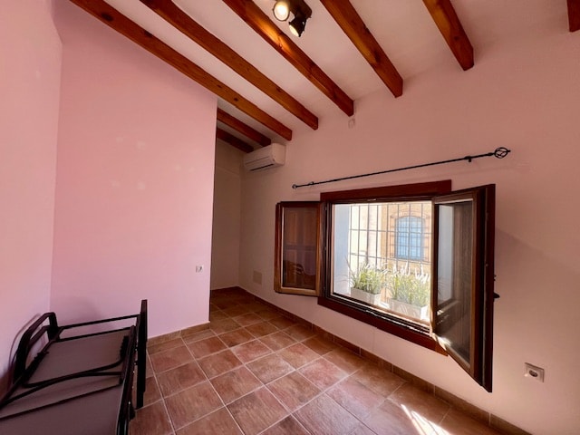 Image No.18-8 Bed Townhouse for sale