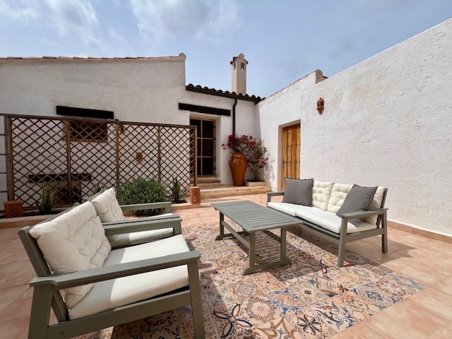 Image No.2-8 Bed Townhouse for sale