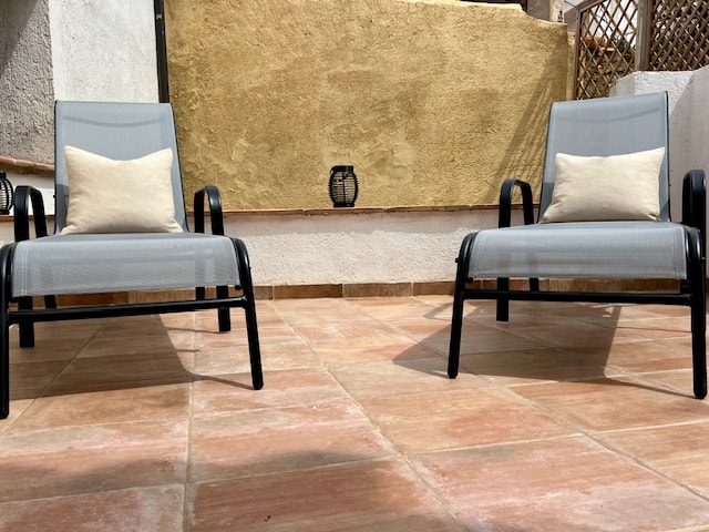 Image No.28-8 Bed Townhouse for sale