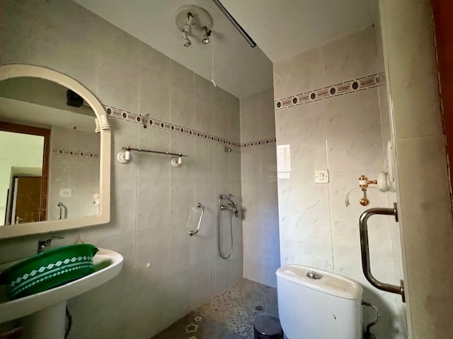 Image No.71-8 Bed Townhouse for sale