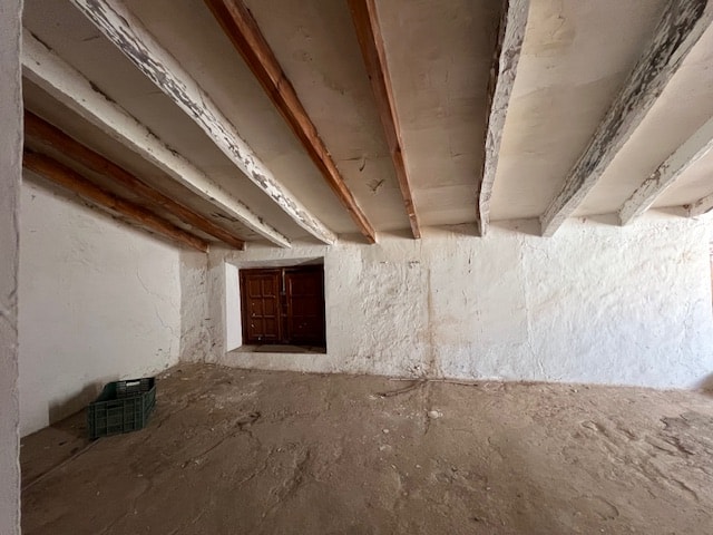 Image No.75-8 Bed Townhouse for sale