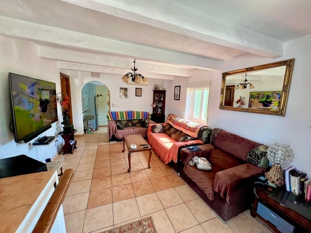 Image No.13-4 Bed Country House for sale