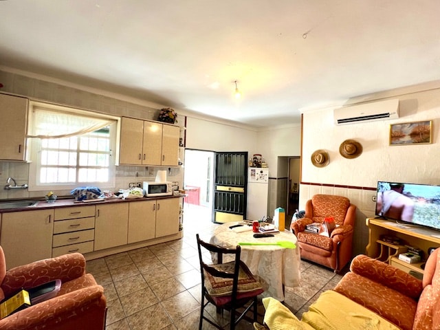 Image No.14-7 Bed Country House for sale