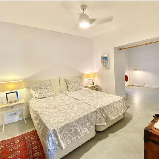 Image No.33-5 Bed House for sale