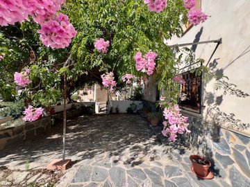 Casa y Campo - the property finders most sold property
