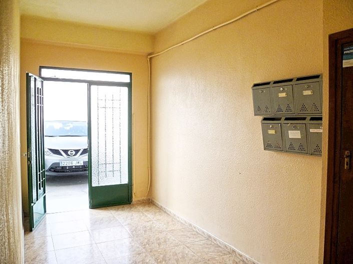 Image No.1-3 Bed Apartment for sale