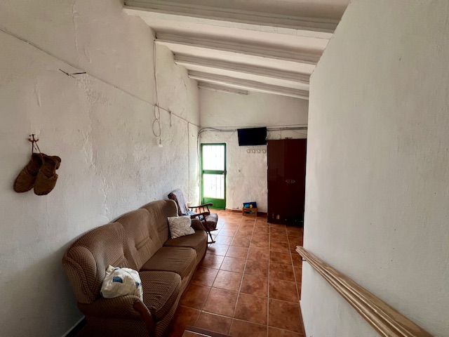 Image No.21-5 Bed Country House for sale