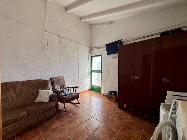 Image No.23-5 Bed Country House for sale