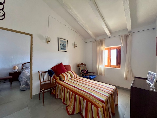 Image No.25-5 Bed Country House for sale