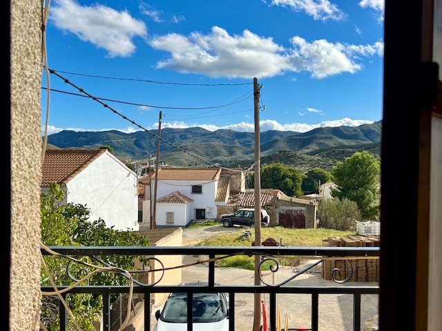 Image No.26-5 Bed Country House for sale